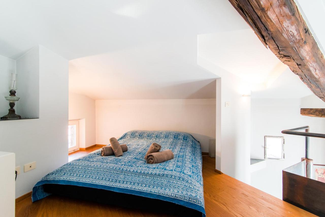 Apartament Antica Via Volta - The House Of Travelers Como Zewnętrze zdjęcie