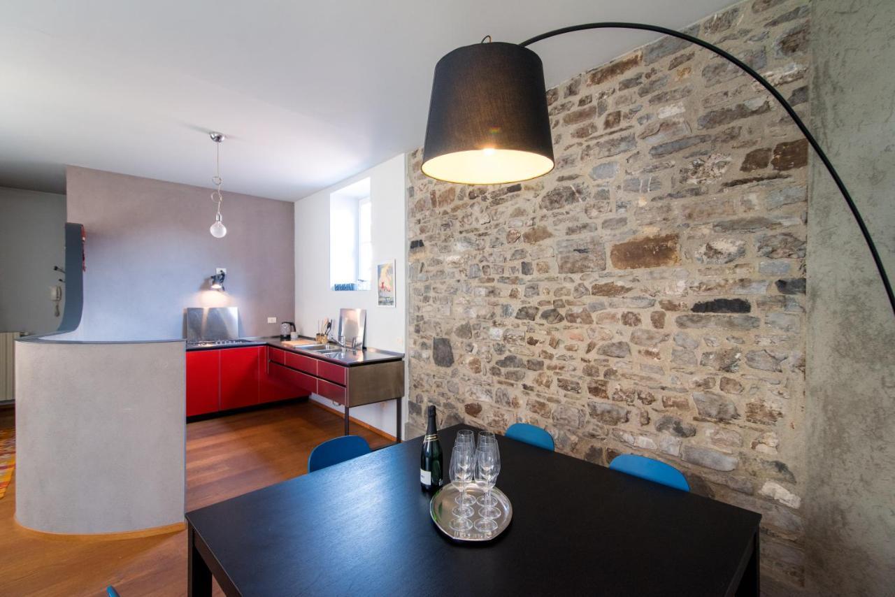 Apartament Antica Via Volta - The House Of Travelers Como Zewnętrze zdjęcie