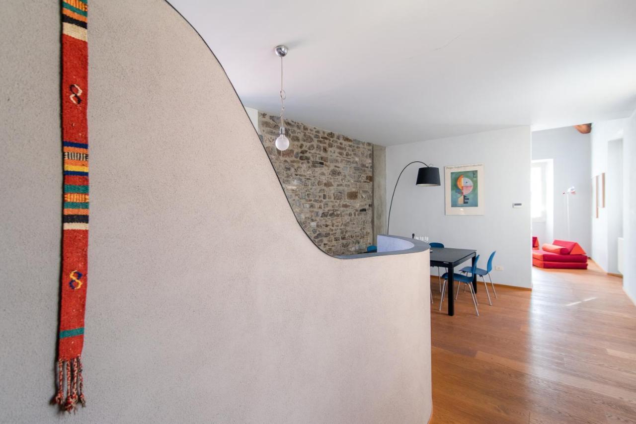 Apartament Antica Via Volta - The House Of Travelers Como Zewnętrze zdjęcie