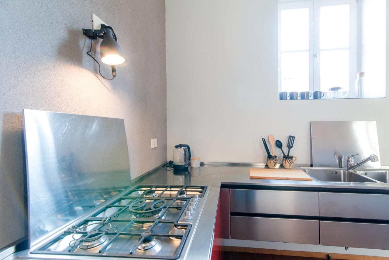Apartament Antica Via Volta - The House Of Travelers Como Zewnętrze zdjęcie
